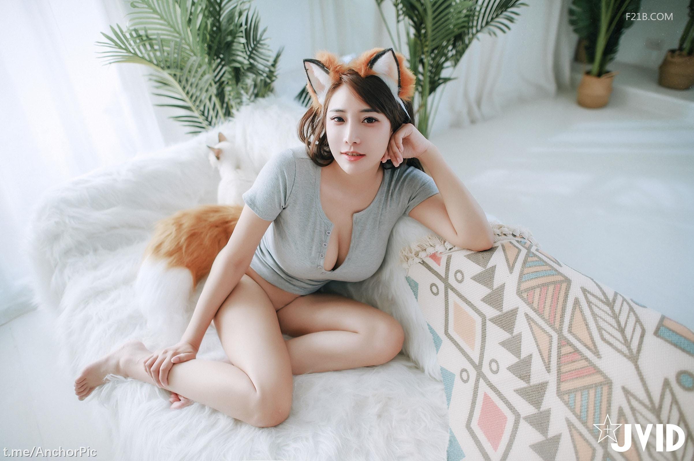 [乐乐] [性感/私房写真] JVID 狐狸女友私房图集 [161P]-软桃社